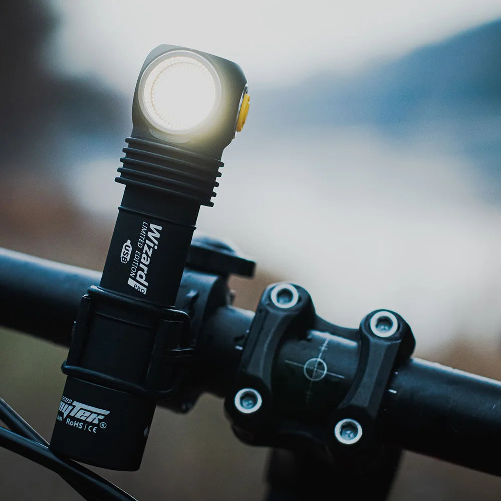 Pyöräkiinnike Armytek ABM-01