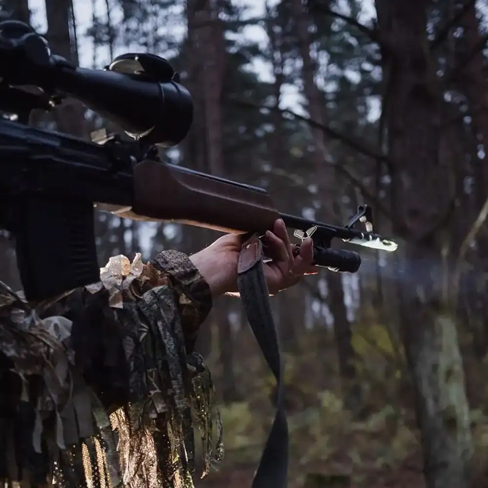 Taskulamppu Armytek Dobermann Lämmin Sävy Laajennettu Valaisinpaketti