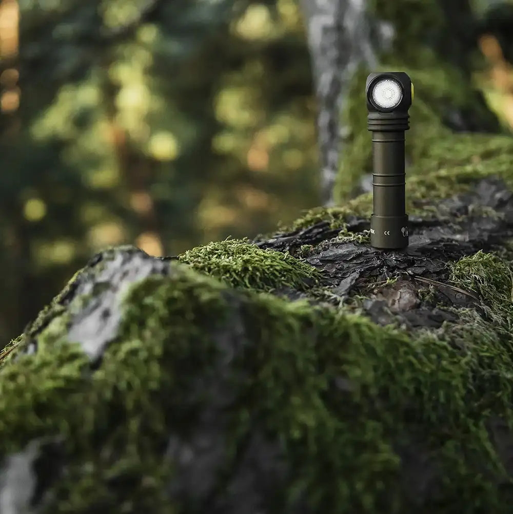 Otsalamppu Armytek Wizard C2 Pro Max Olive Kylmä Sävy 4000 lm