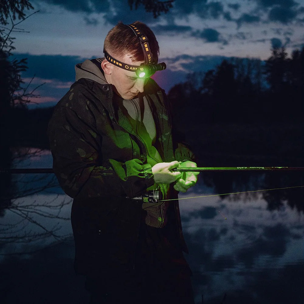Otsalamppu Armytek Wizard C2 WG Magnet USB Lämmin Sävy & Vihreä 1020 lm
